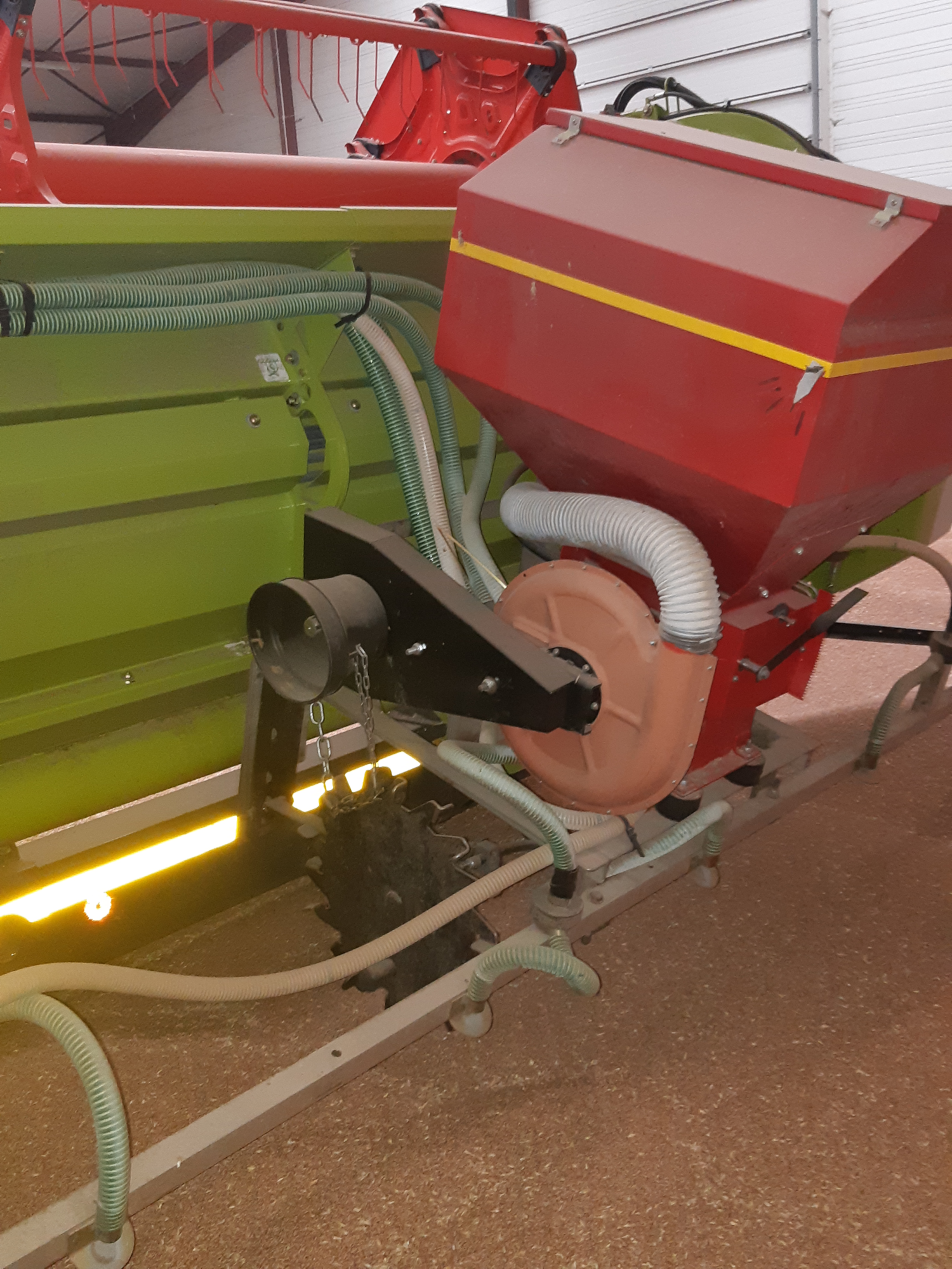 L’atout de cette technique par rapport à l’utilisation d’un matériel spécifique est son faible investissement